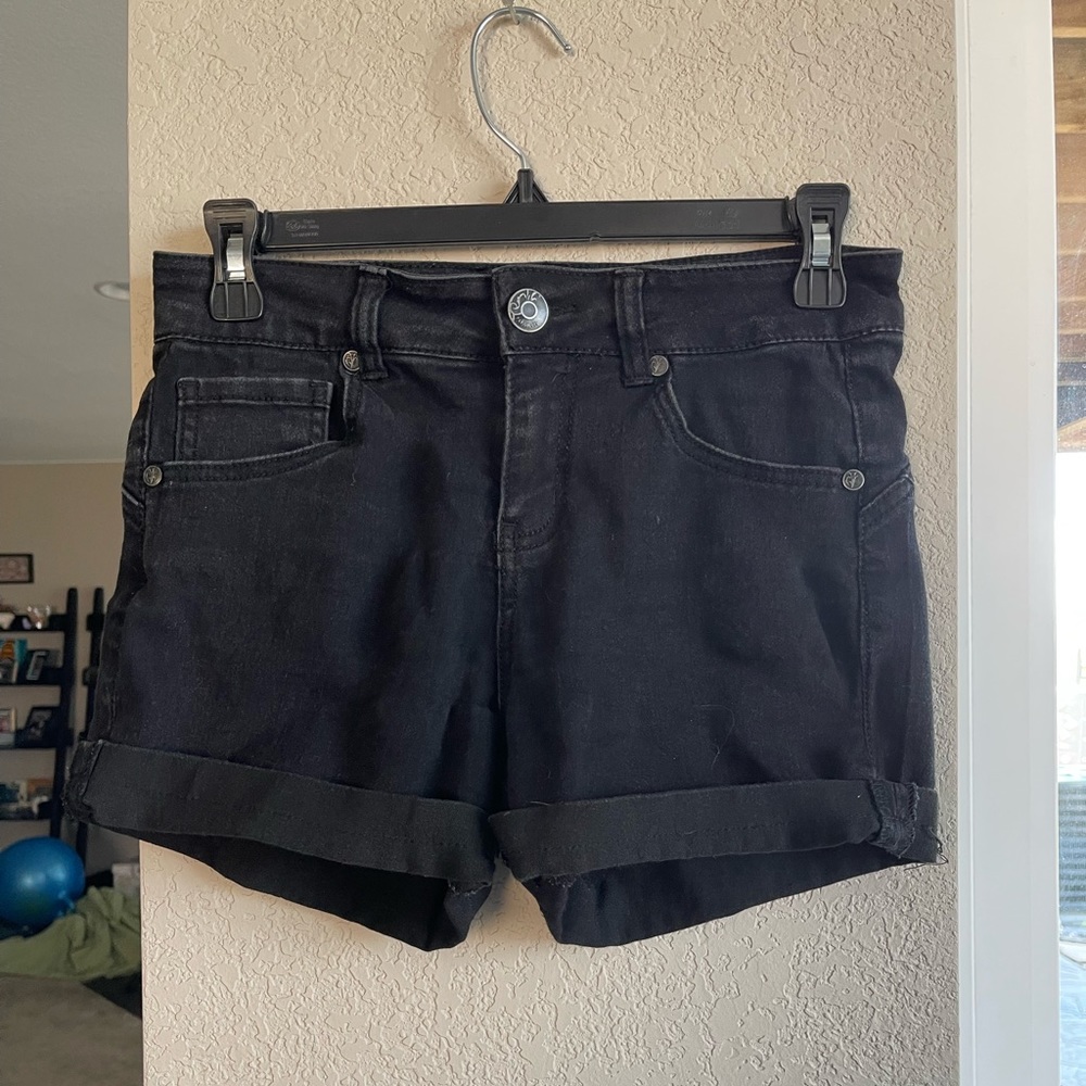 Paris Blues Black Shorts zippered and button. Size 5